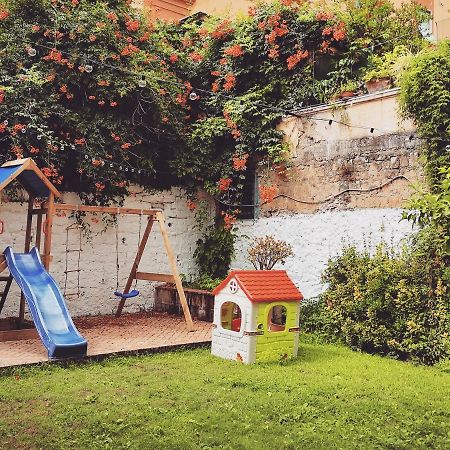 Bed and Breakfast The Foria House By House In Neapel Exterior foto