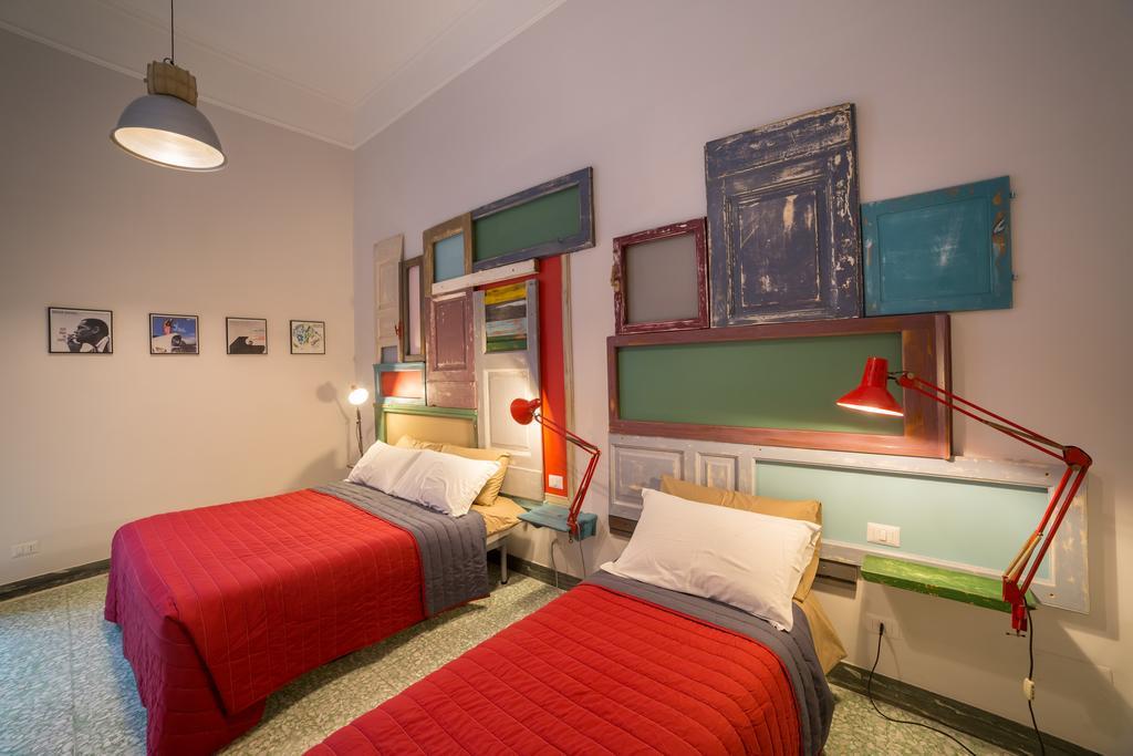 Bed and Breakfast The Foria House By House In Neapel Zimmer foto